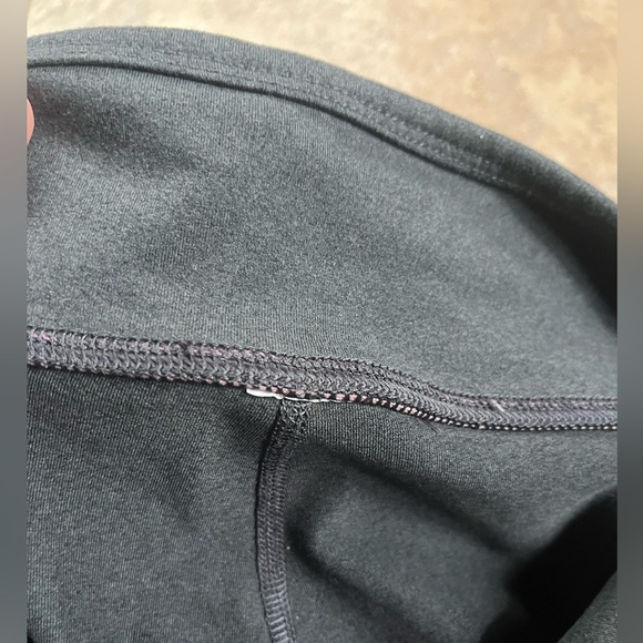NWOT Fabletics Leggings 3 Pair - Sz XS/Small - Picture 9 of 13